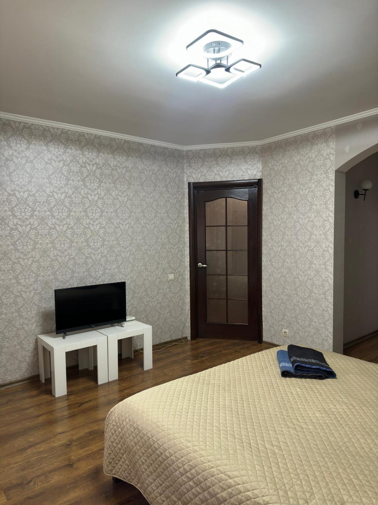 1Кім В Центрі,Вул.Набережна Rivne Exterior photo
